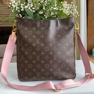 Vintage ❤️authentic lv bundle with bag and wallet